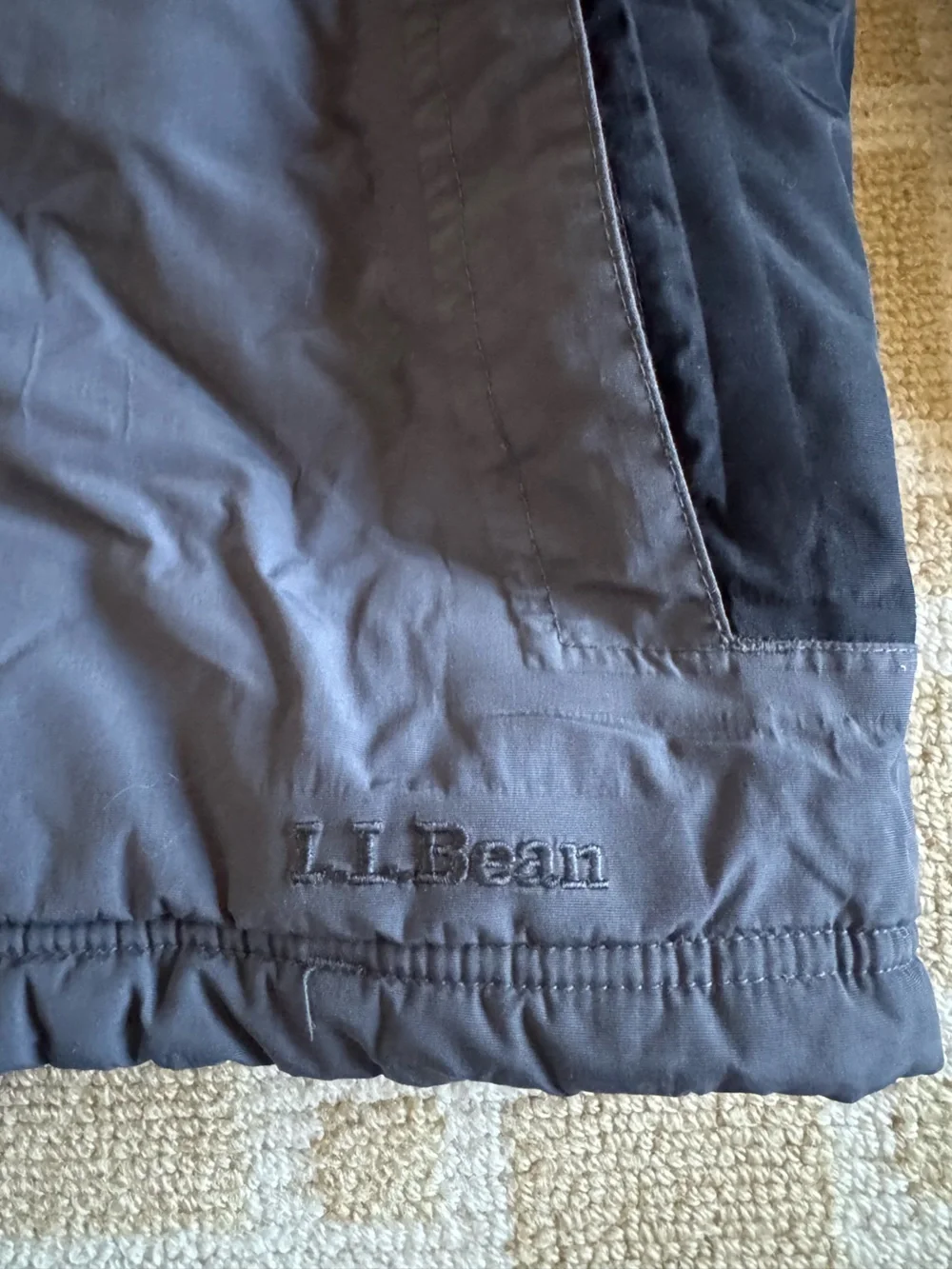 L.L. Bean Kids Insulated Ski Jacket Hooded Parka Black Gray Boys Medium 10-12